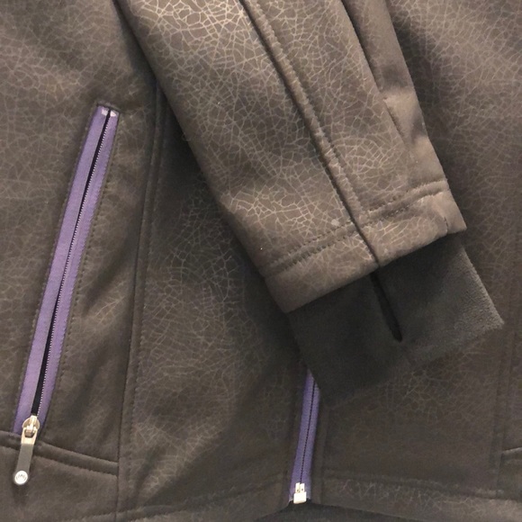 Black Patterned Jacket - Picture 2 of 3